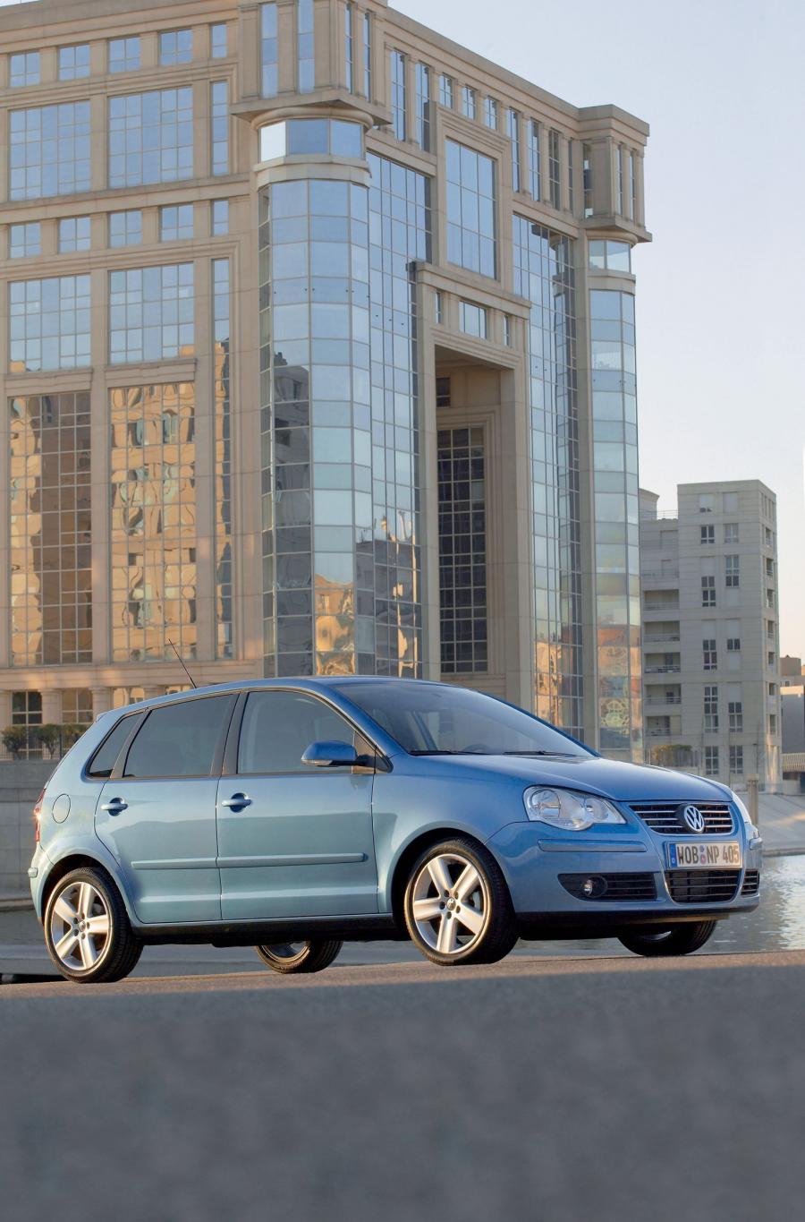  Volkswagen Polo 2006 года  (фото 18 из 62)